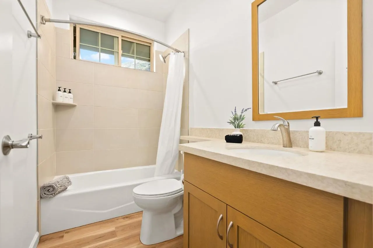 @ Marbella Lane - 2 Master Suites Mt+Ocean Views Waianae 펜션