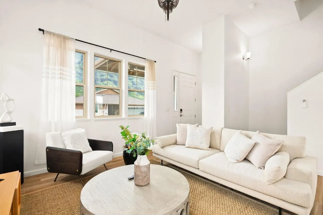 펜션 @ Marbella Lane - 2 Master Suites Mt+Ocean Views Waianae