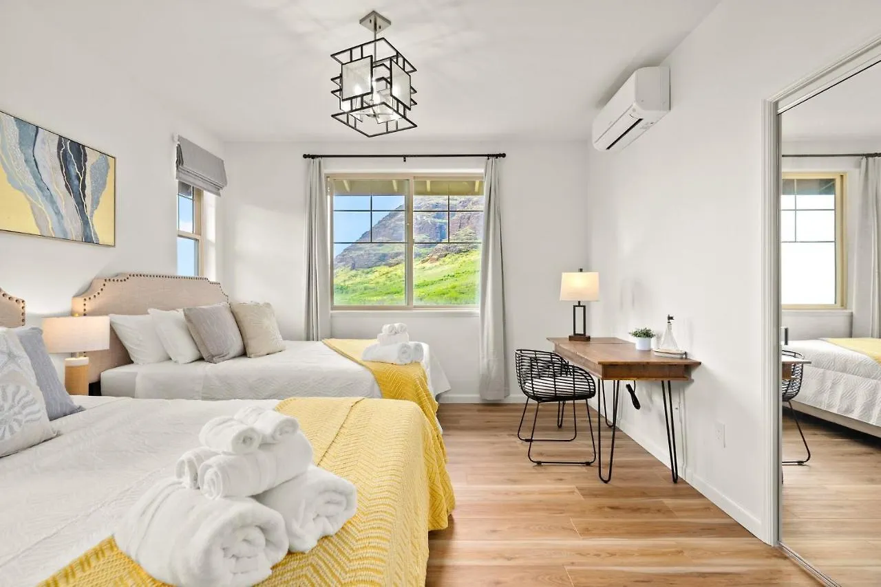 @ Marbella Lane - 2 Master Suites Mt+Ocean Views Waianae 0*,  미국