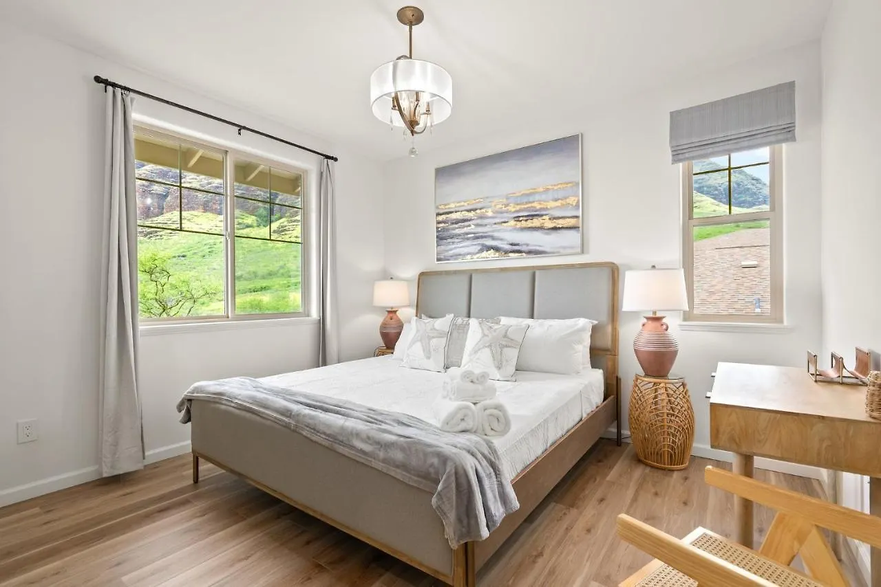 @ Marbella Lane - 2 Master Suites Mt+Ocean Views Waianae